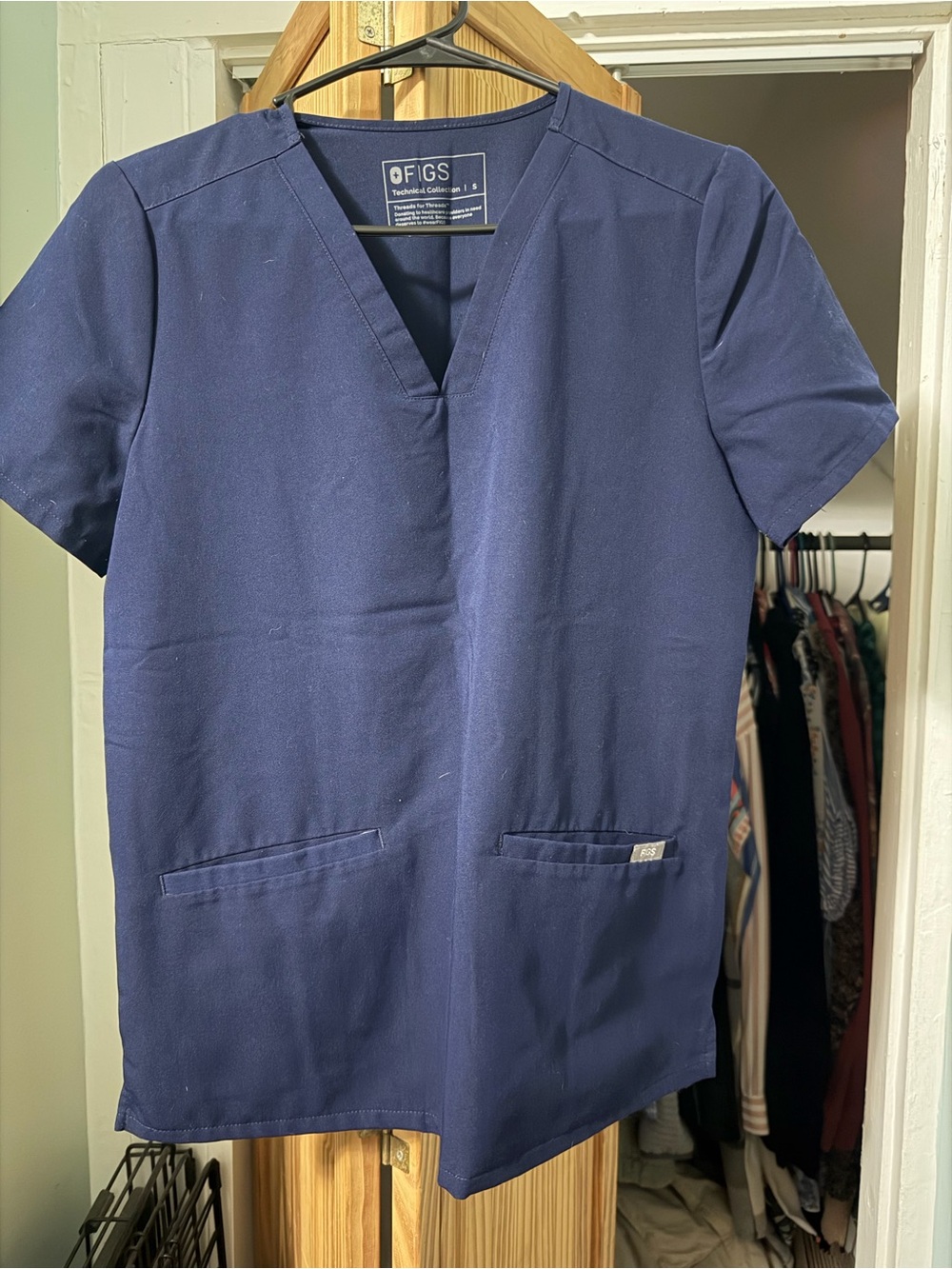 FIGS Women’s Navy Short Sleeve V-Neck Scrub Top